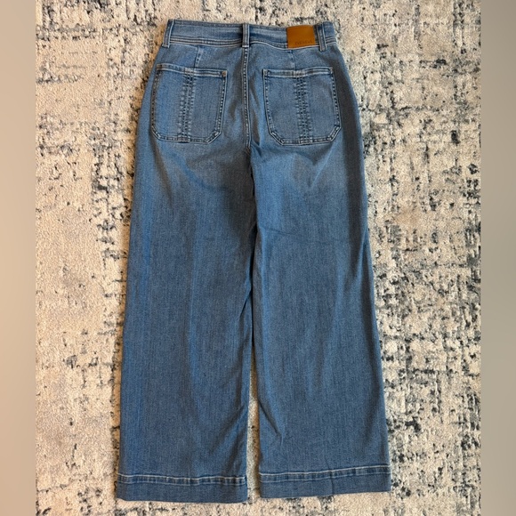 Evereve Light Blue Wide Leg Flare Jeans Size 28 - Picture 4 of 7